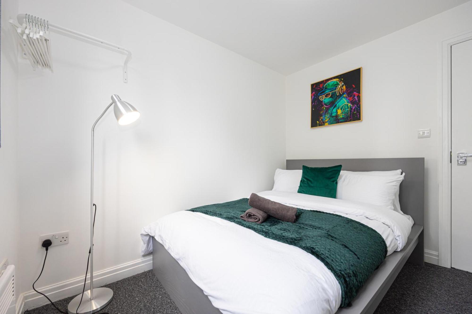 The Kent- Luxury Rooms Манчестер Екстер'єр фото