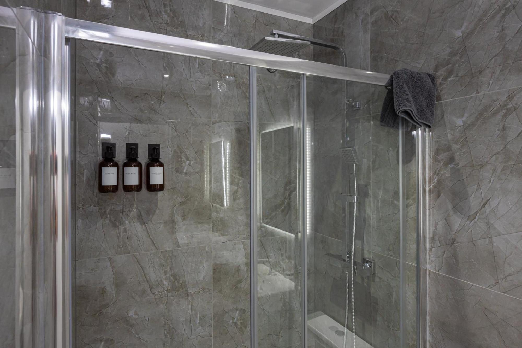 The Kent- Luxury Rooms Манчестер Екстер'єр фото